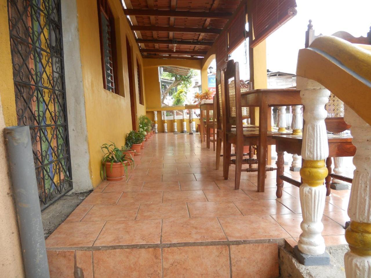 Cabinas Leyko San Carlos Esterno foto